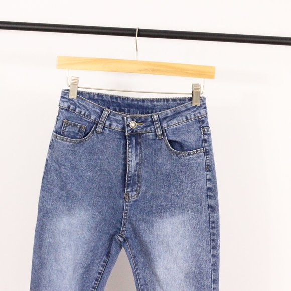 Flare High Rise Jeans with raw hem - size 26 - Tall girl friendly - Picture 4 of 7